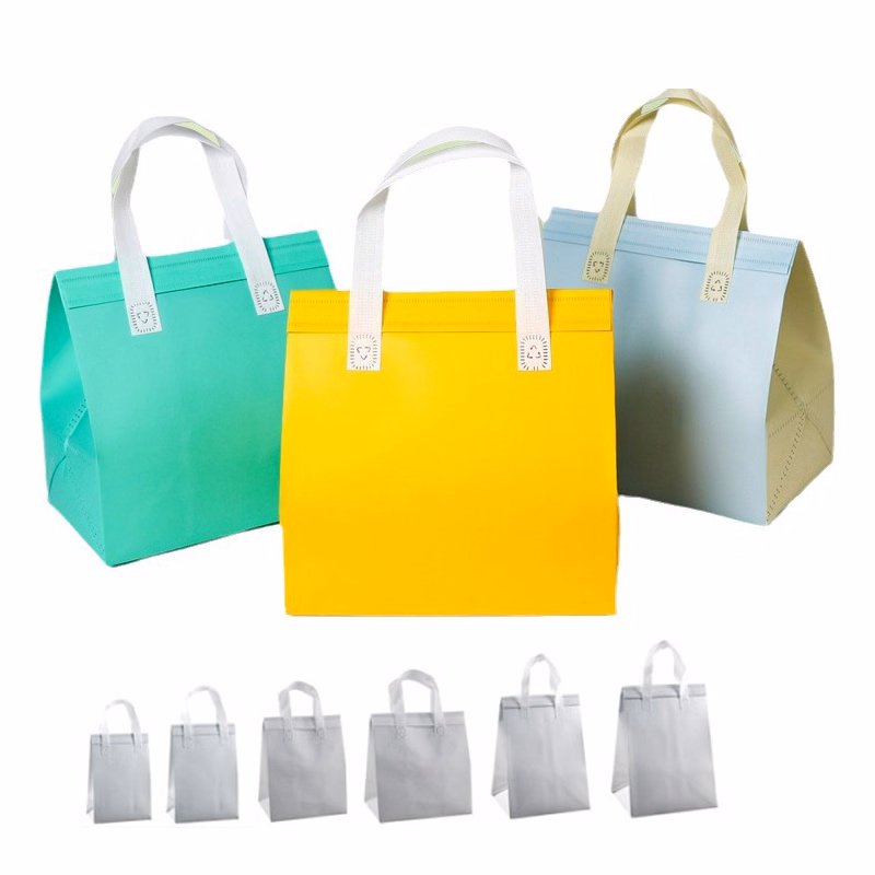 Non Woven Insulated Tote Bags(10 1/4" W x 10 1/4" H x 611/16" G)