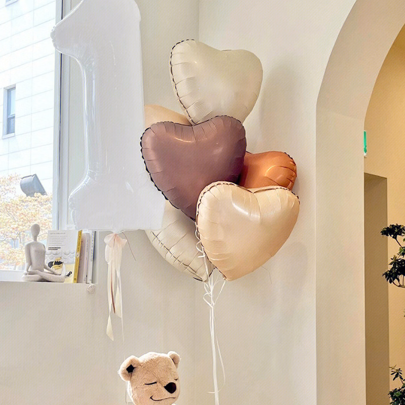 Peach shaped birthday aluminum film balloon