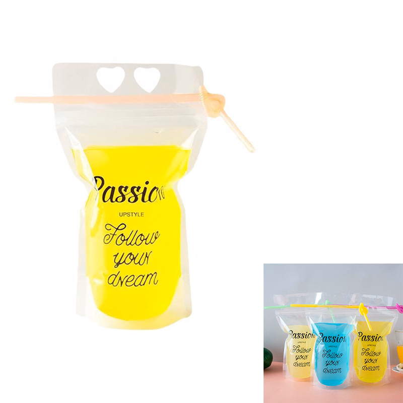 Custom Hand-held Translucent Stand-up Plastic Pouch Bag Drinking Bag With Straw 500ML/16OZ