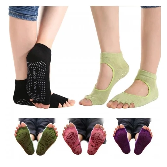 Half Toe Non-Slip Yoga Socks With Grips 1