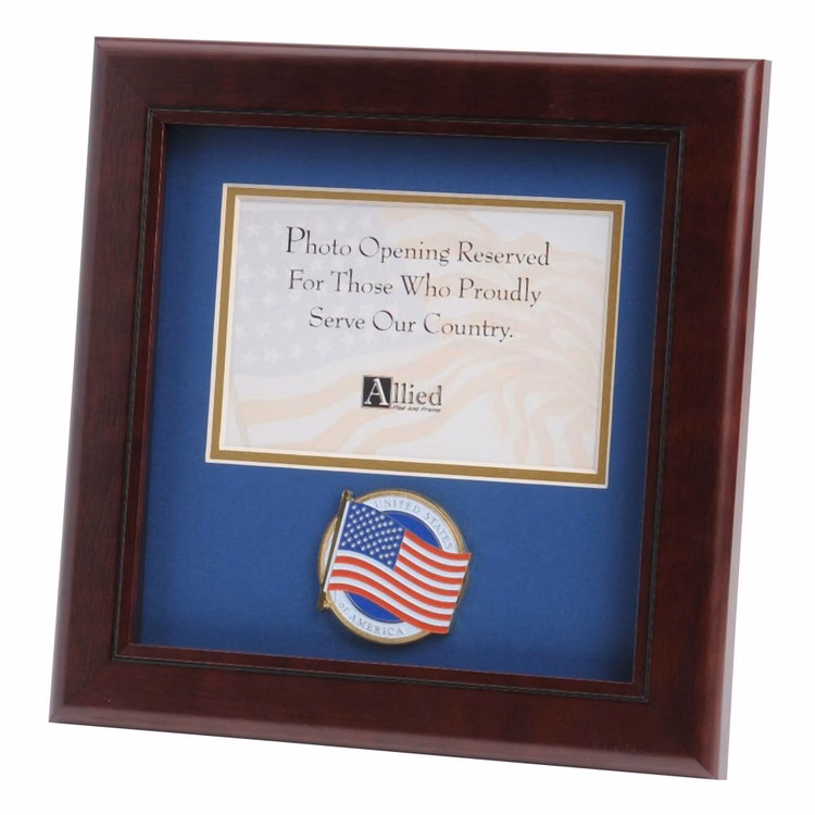 American Flag Medallion 4-Inch by 6-Inch Landscape Picture Frame
