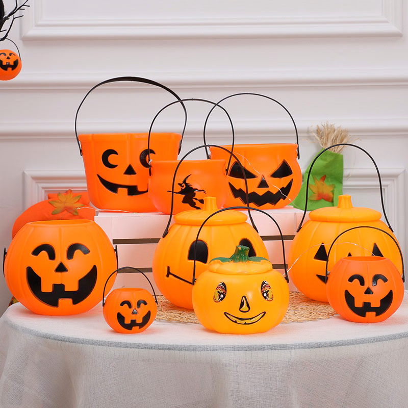 Jack-O'-Lantern Trick-or-Treat Buckets