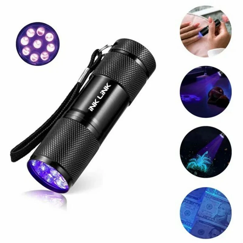 Mini UV Flashlight w/Batteries 1