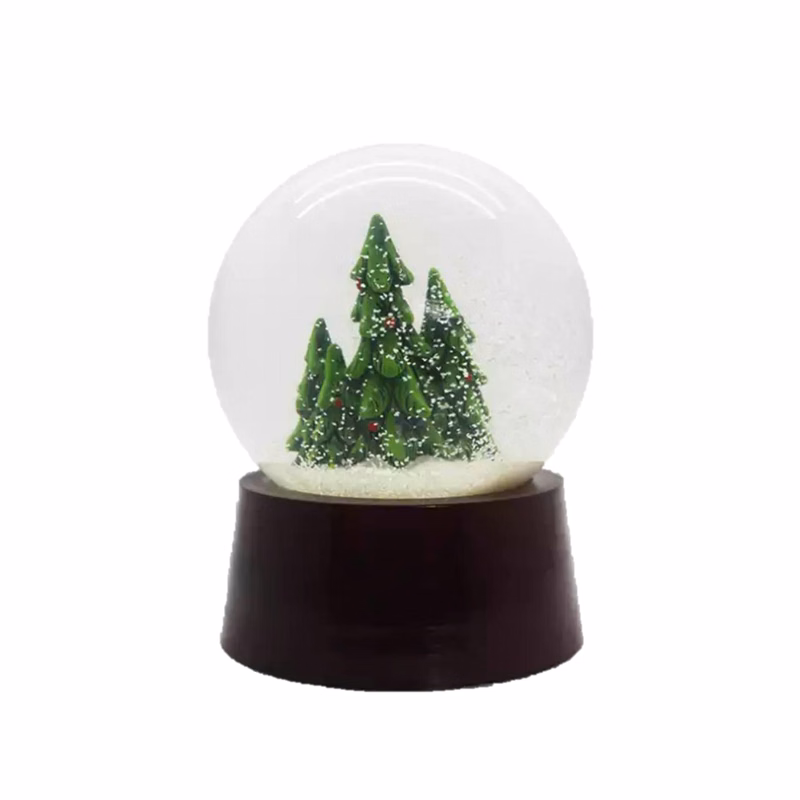 Christmas Tree Snow Globe