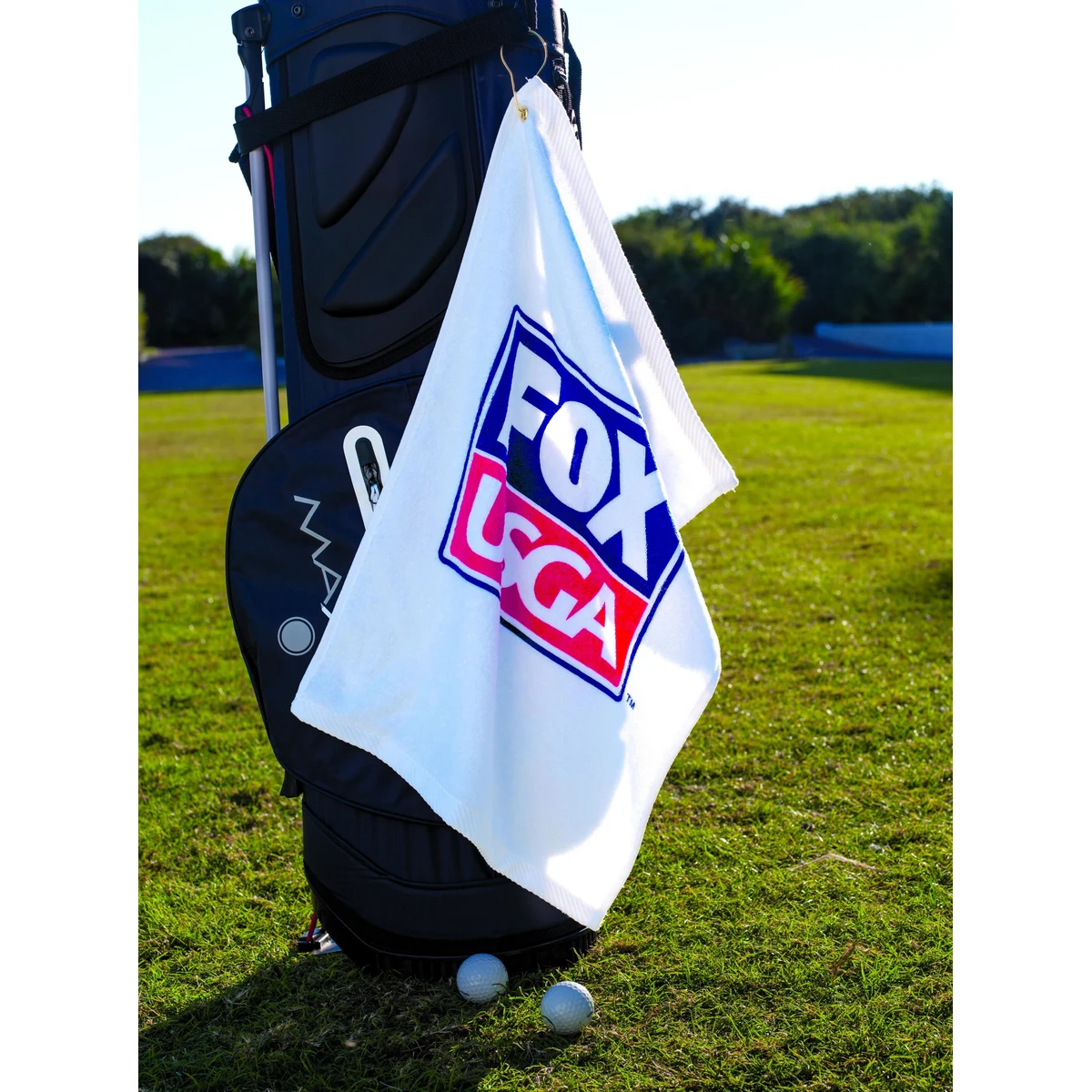 Turkish Signature Midweight Golf Towel (White) 1