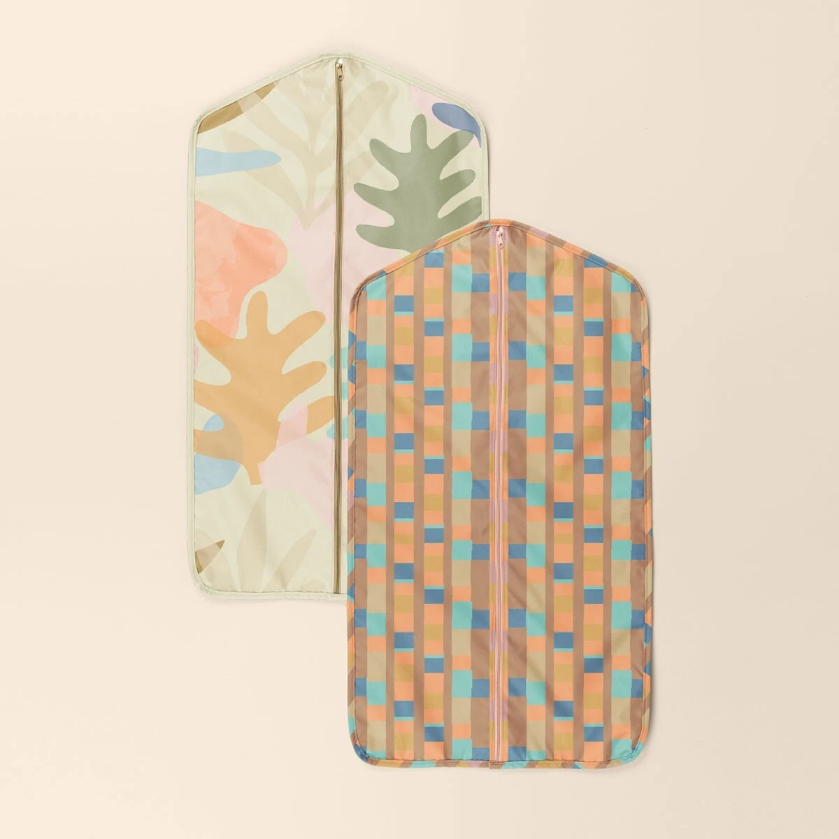 SUGAR BRITCHES YOUTH GARMENT BAG - 4CP POLY 1
