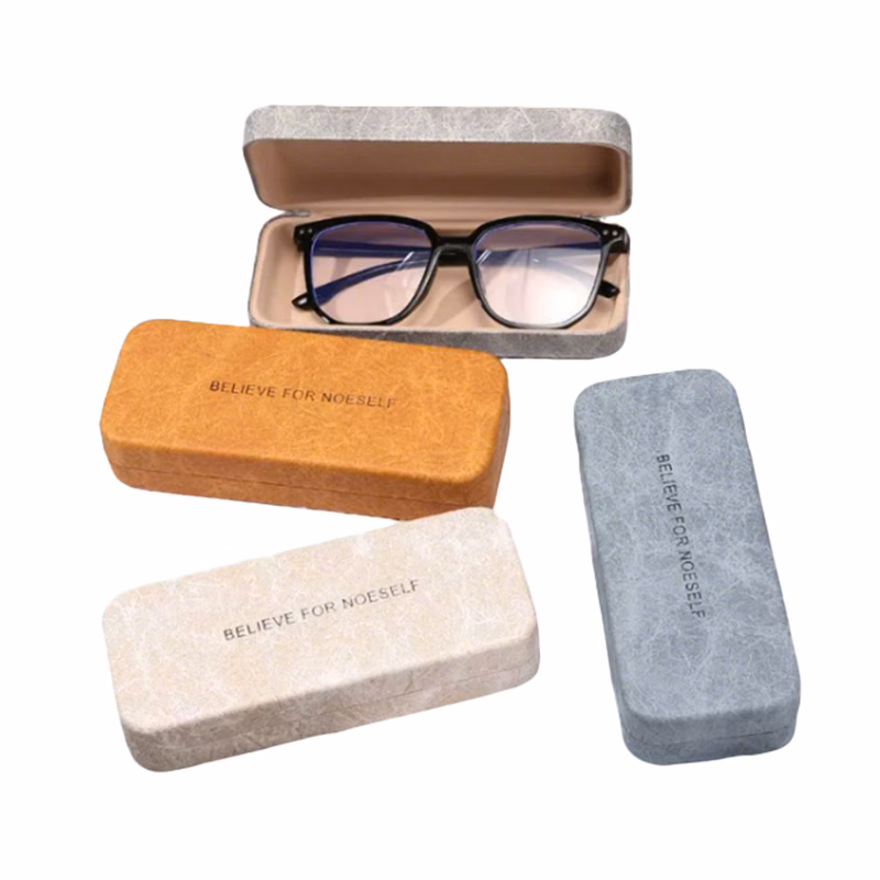 Unisex Portable Eyeglass Holder