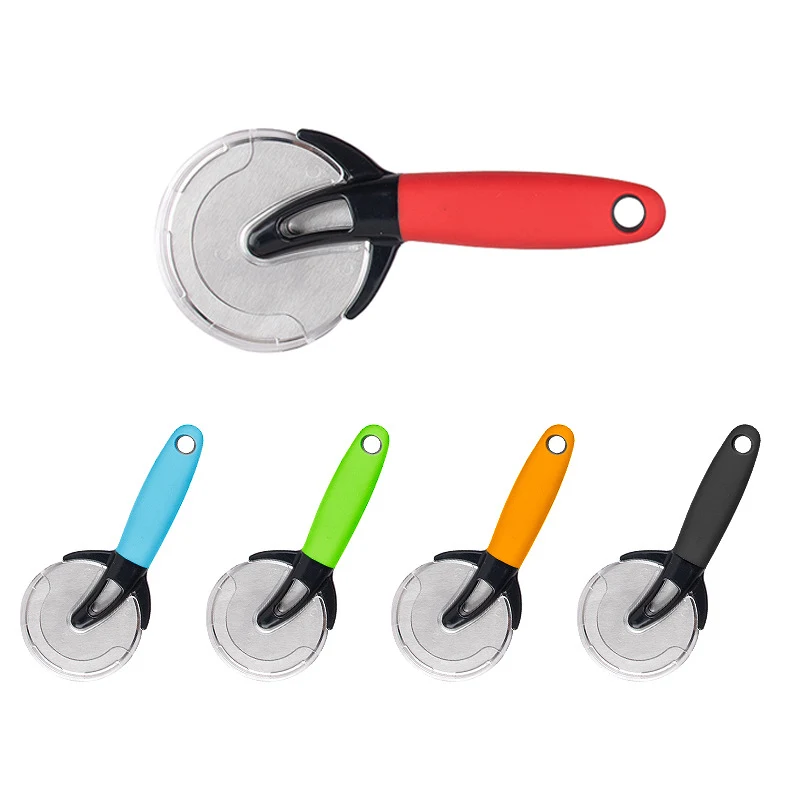 Kitchen Pizza Cutter with Handle and Blade Guard 1