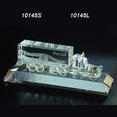 18 Wheeler Crystal Truck with Crystal Base