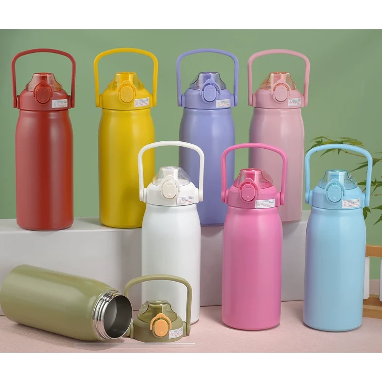 Large capacity sports water bottle portable pop-up lid space bottle 1