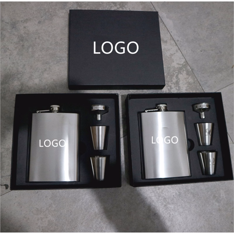 8 oz. Stainless Steel Flask Gift Set