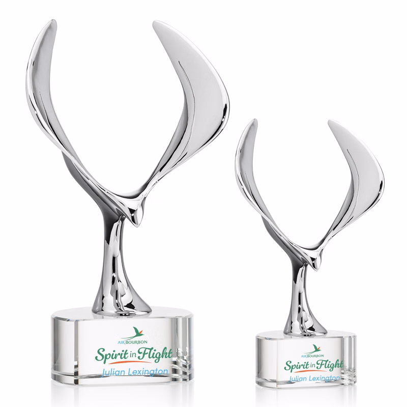 Maverick Eagle VividPrint™ Award on Paragon Base - Clear