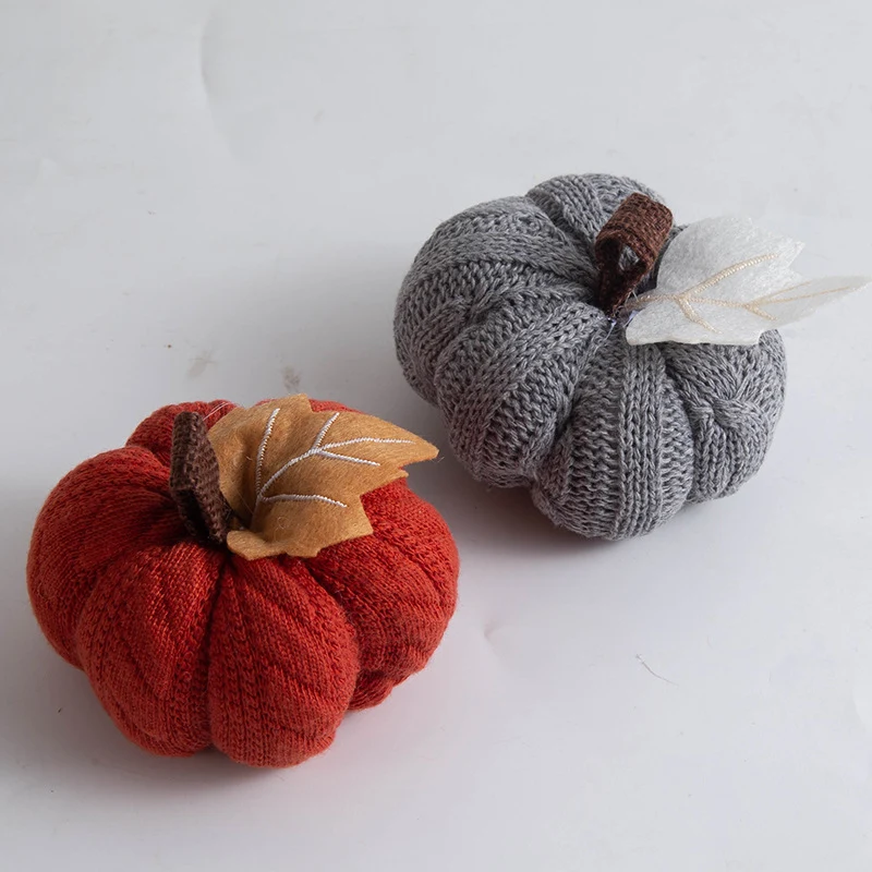 Autumn Harvest Knit Pumpkin Decor 1