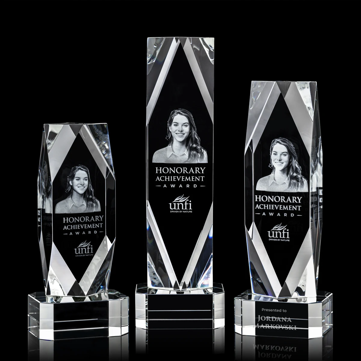 Delta 3D Award on Base - Clear 1