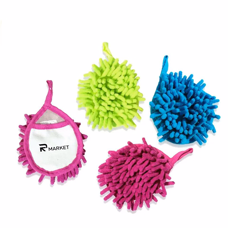 Frizzy Hand Duster