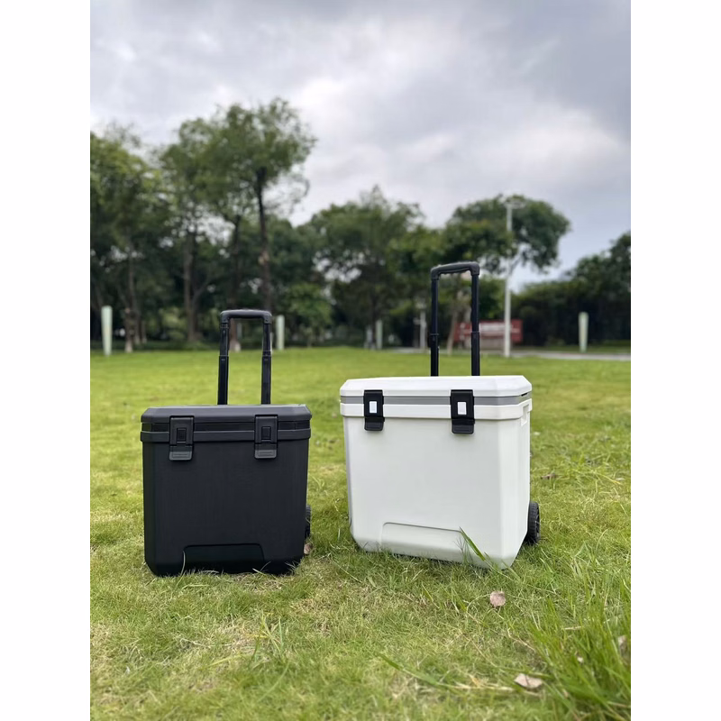 24-Quart Wheeled Vehicle-mounted Cooler