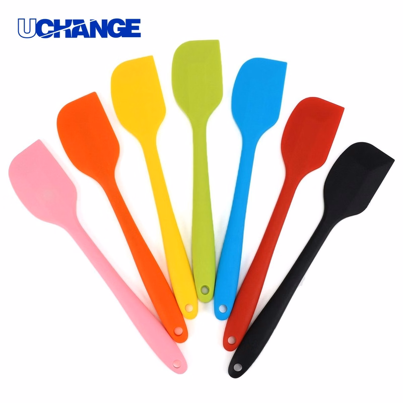 Heat-Resistant Non-Stick Silicone Spatula