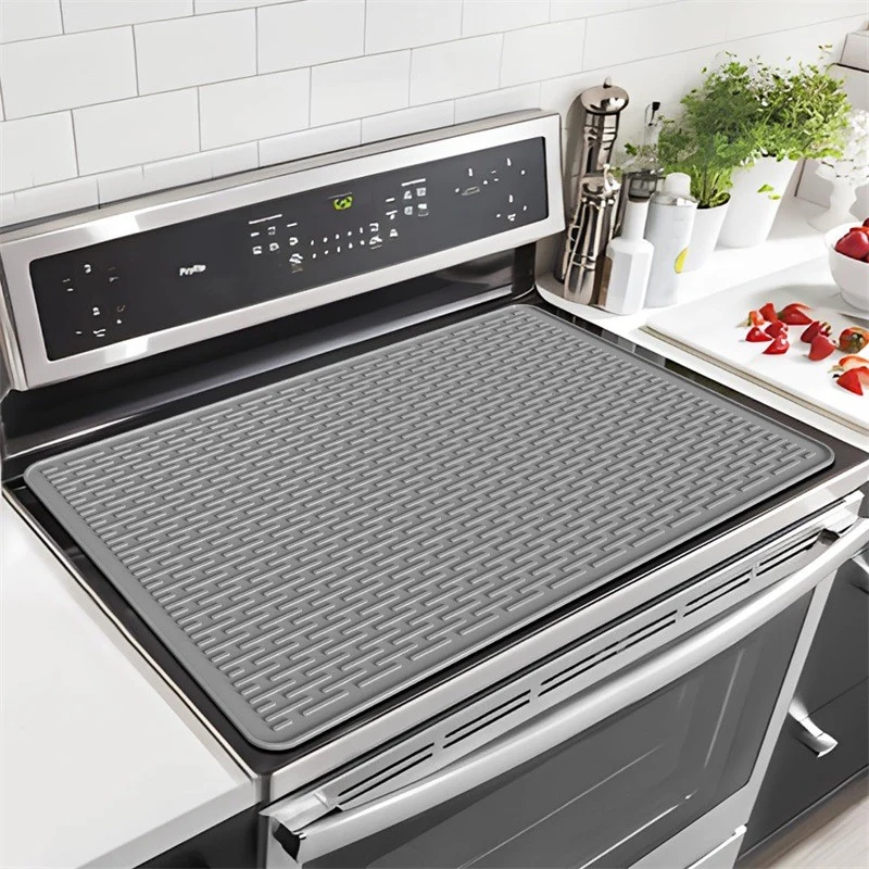 Heat-Resistant Silicone Stove Pad 1
