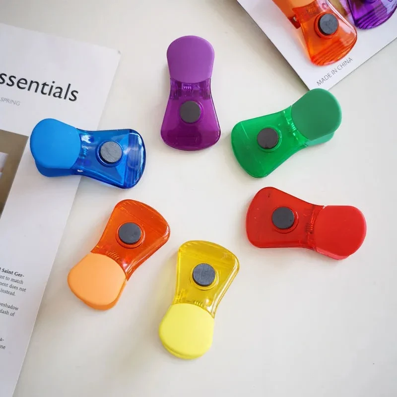 Magnetic Note Holder 1