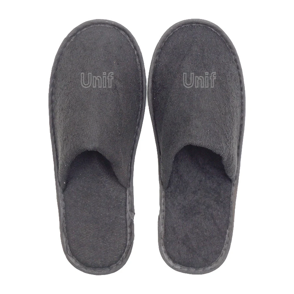 Disposable Closed-Toe Spa Polyester Terry Slippers 1