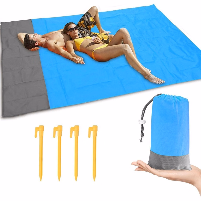Waterproof Foldable Picnic Blanket In a Pouch