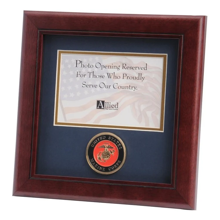U.S. Marine Corps Medallion 4-Inch by 6-Inch Landscape Picture Frame 1