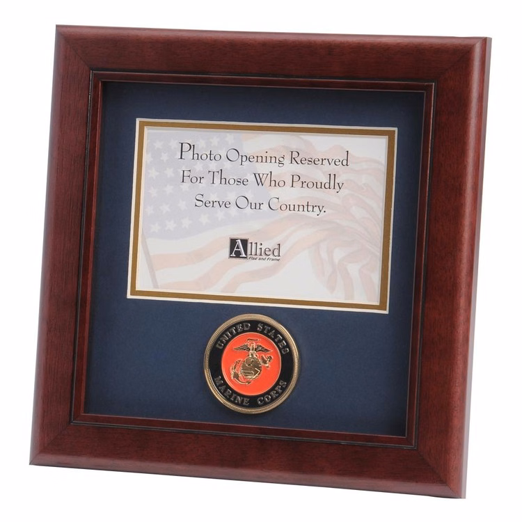 U.S. Marine Corps Medallion 4-Inch by 6-Inch Landscape Picture Frame