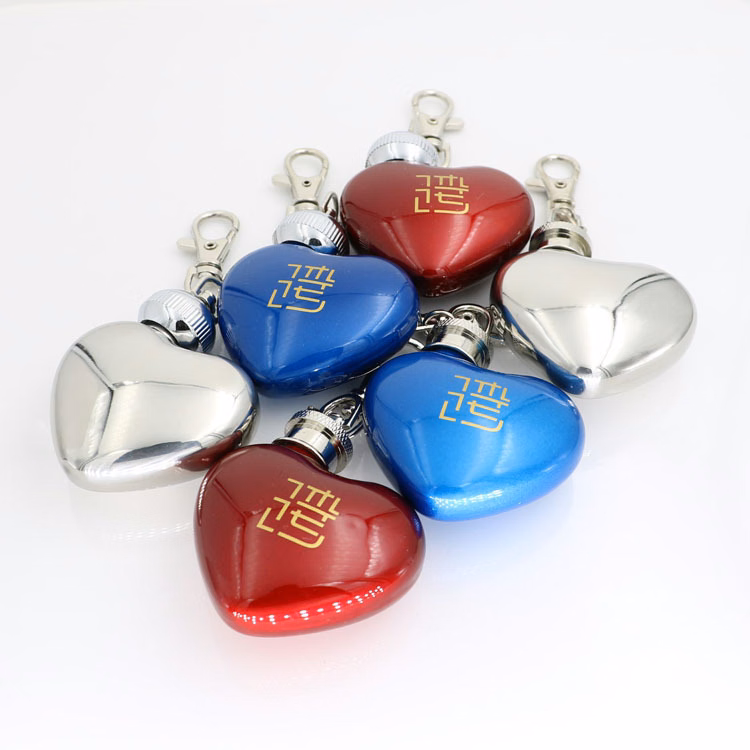 1Oz Heart Hip Flask With Keychain