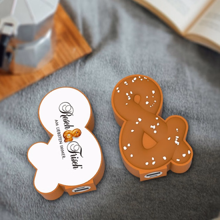 Custom Pretzel Charger