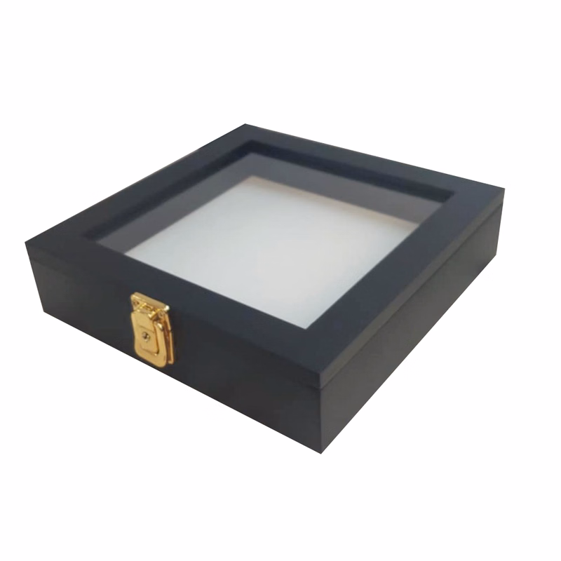 Black Shadowbox