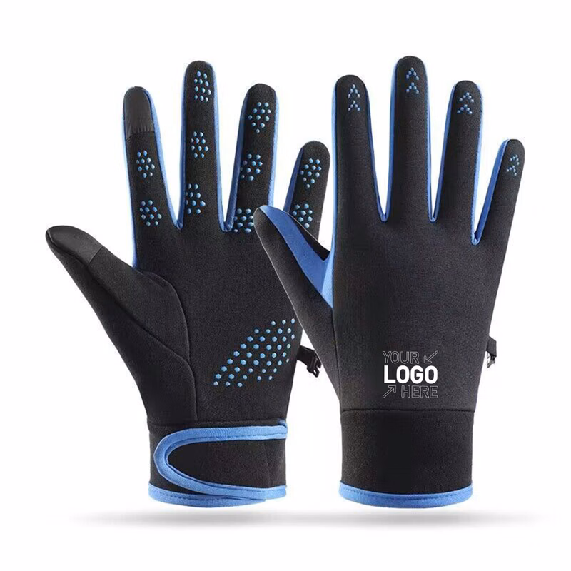 Waterproof and Warm Ski Gloves in Winter
