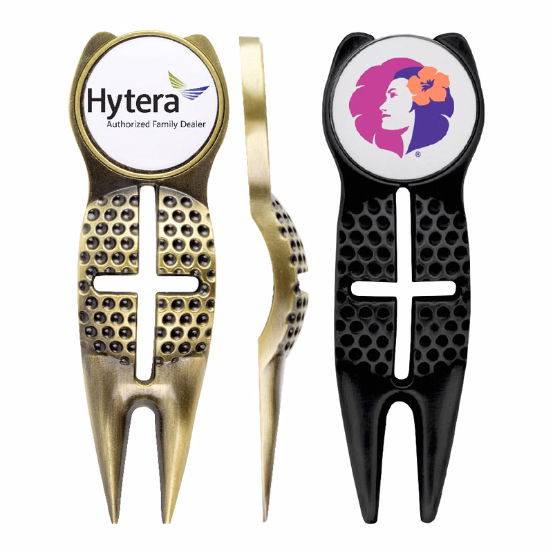 Crosshairs Golf Divot Tool with Removable Ball Marker