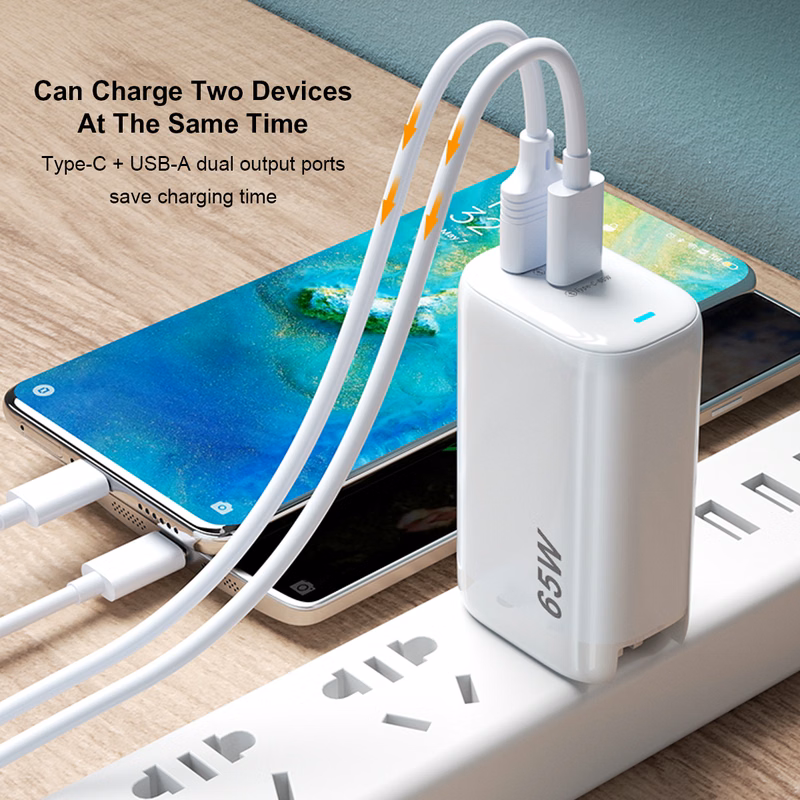 GaN 3-Port Power Adapter with Foldable Plug