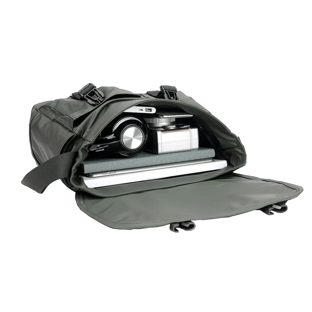MOQ50 Large-Capacity Messenger Bag 1