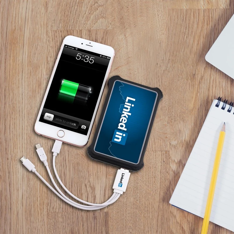 Lumi 8000 Portable Charger 1
