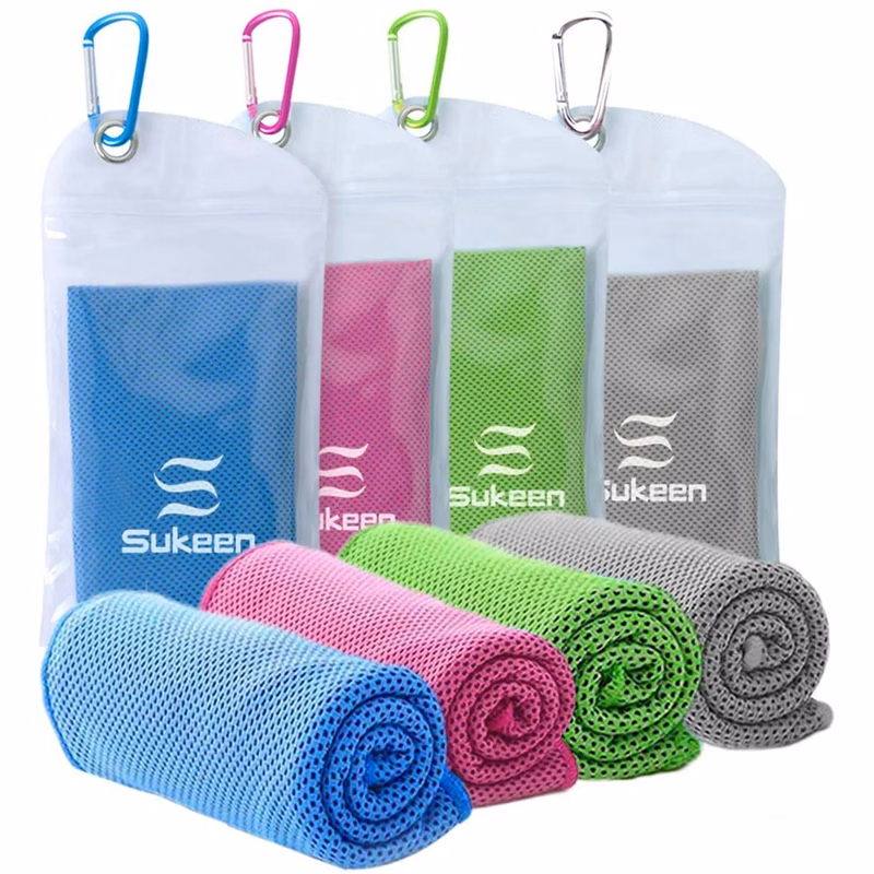 Cooling Towel with Zip Pocket and Carabiner