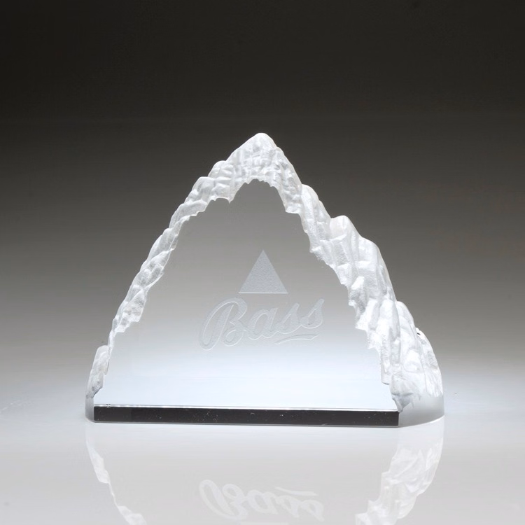 3-1/2" Crystal Award-Everest_D284CA