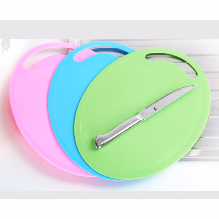 Oval Shape Plastic Chopping Board/Cutting Board