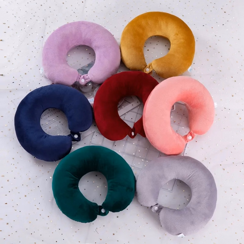 U-shape pillow