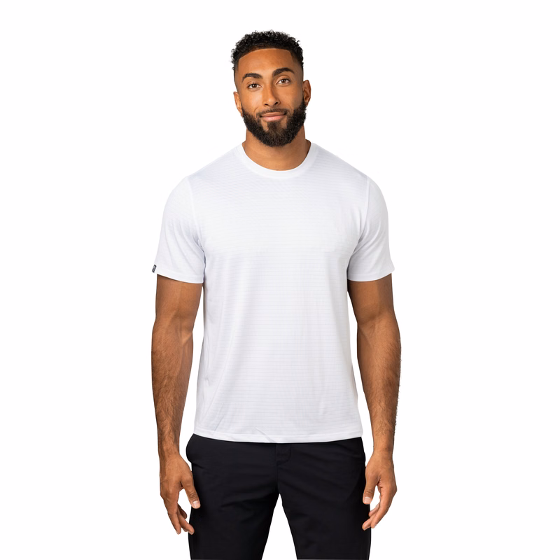 Storm Creek Men's Sightseer Short Sleeve Performance T-shirt