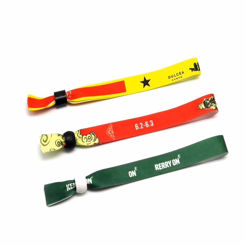 Adjustable woven print wristband