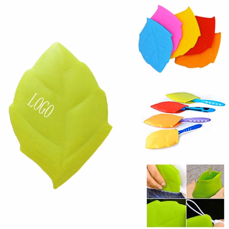 Silicone Outdoor Folding Maple Leaf-shaped Drink Cup