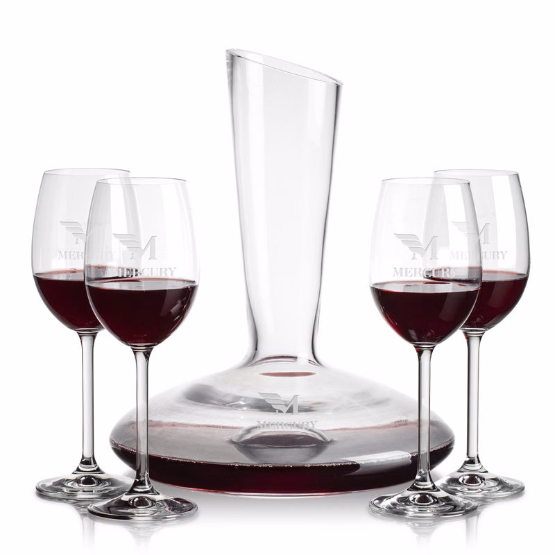 Henkel Carafe & Woodbridge Wine