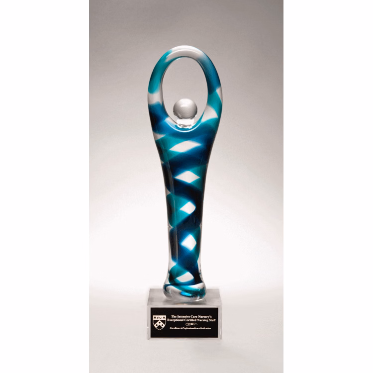 Victory Salute Art Glass 12.25"