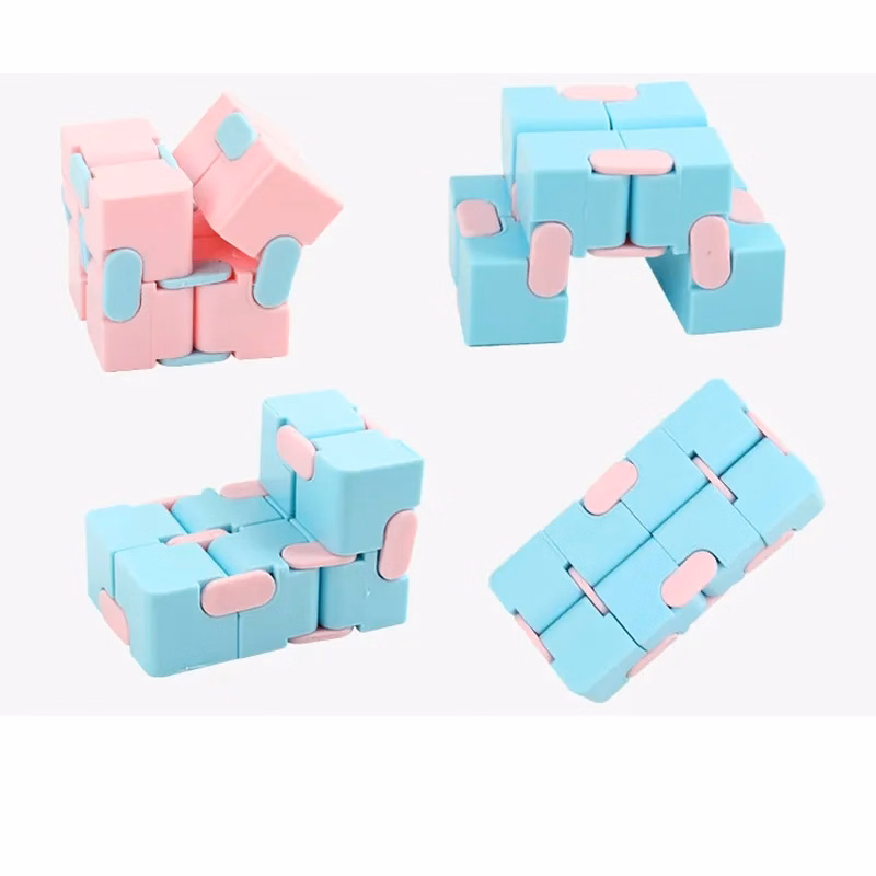 Infinite Flip Stress Relief Cube