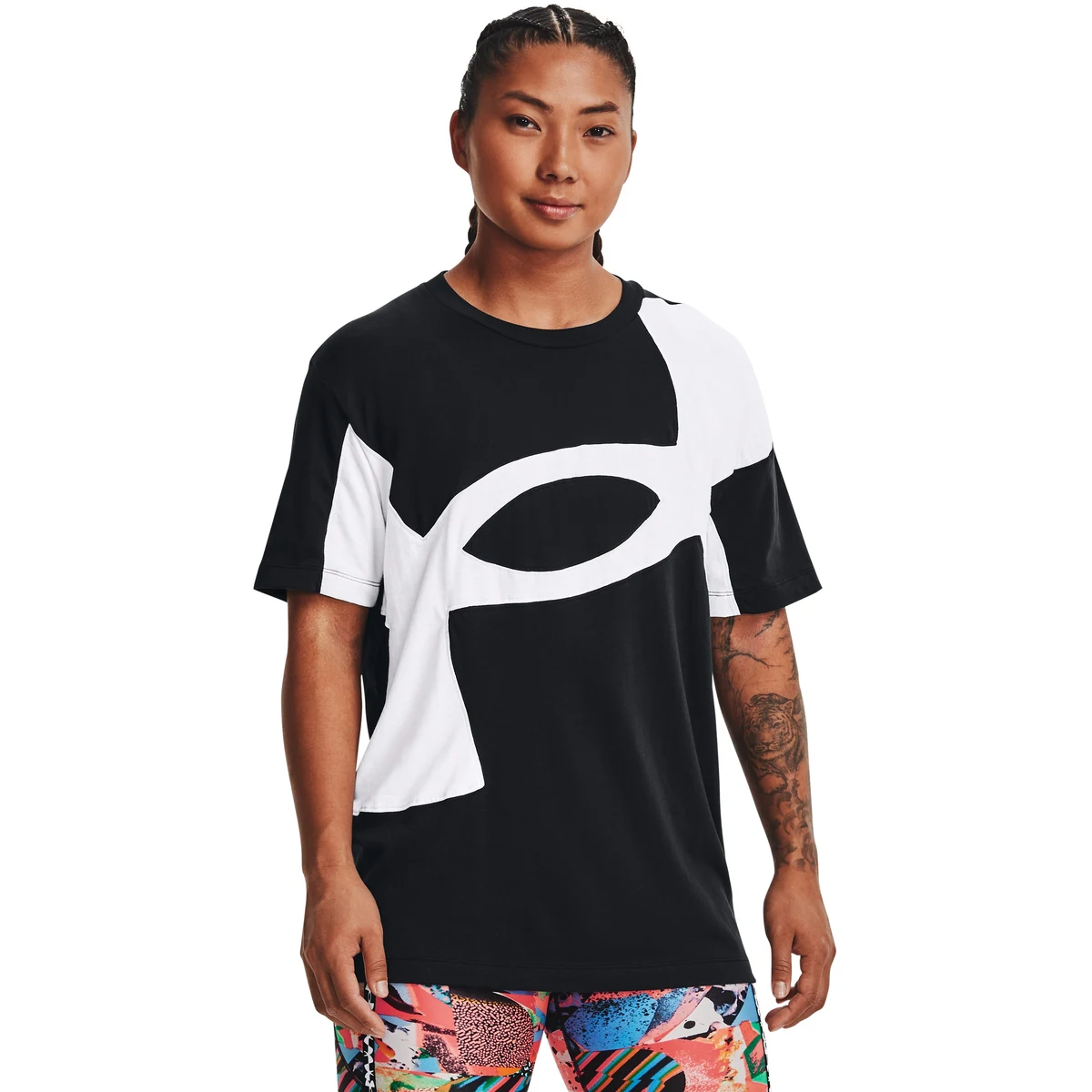 UA Graphic Women's Short Sleeve 1