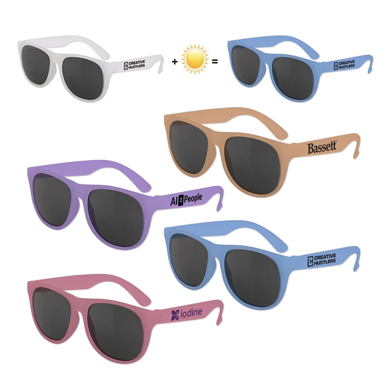 Color Changing Classic Sunglasses 1