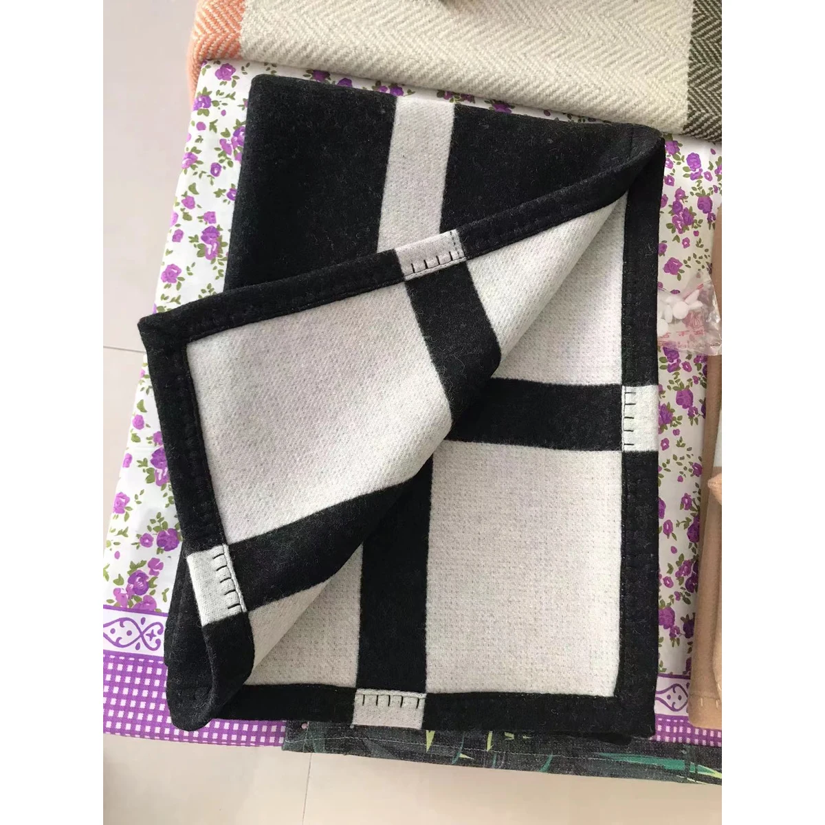 Quality Cashmere Blanket 1