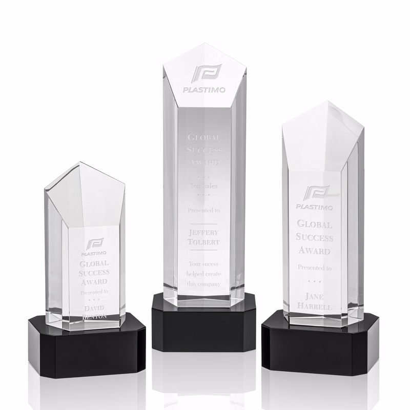 Jolanda Award on Base - Black