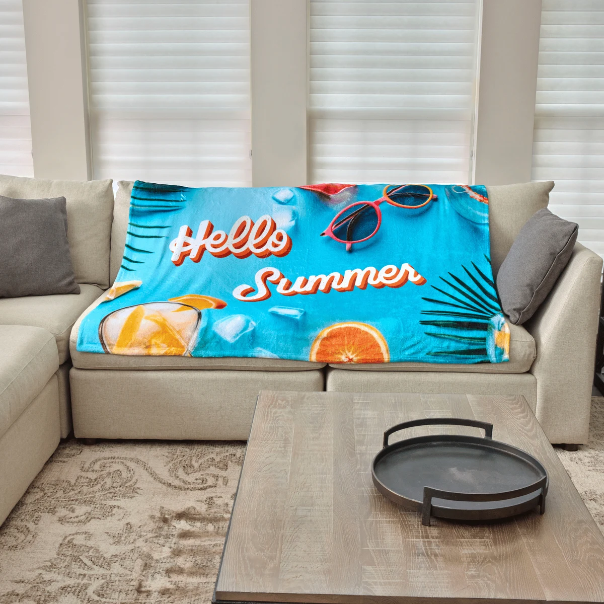 EPICOLOR Plush Throw - 50" x 60" 1